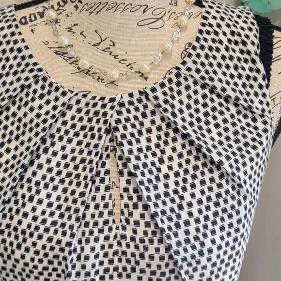 ✨️ EXPRESS A-Line Dress c114 - Picture 6 of 7